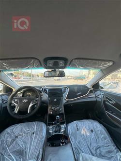 هيونداي أزيرا